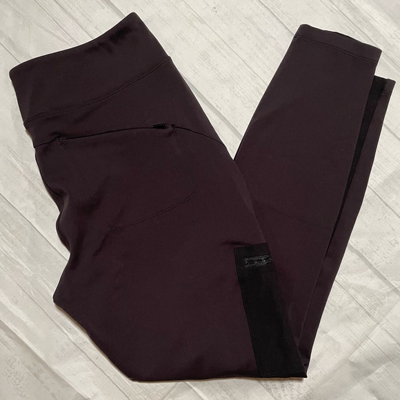 Athleta Headlands Hybrid Cargo II Tight Leggings. Size 14. - Picture 2 of 12